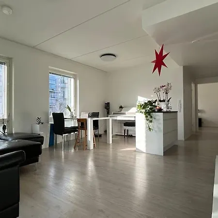 Apartmán Stylish & Spacious Near Center *