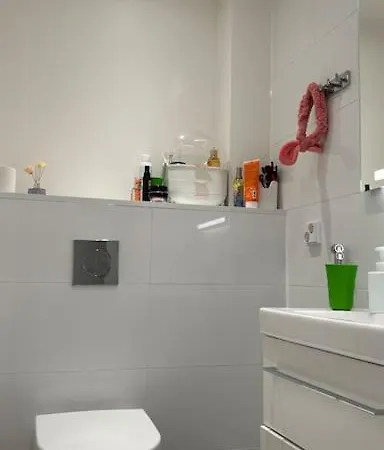 아파트 Stylish & Spacious Near Center *