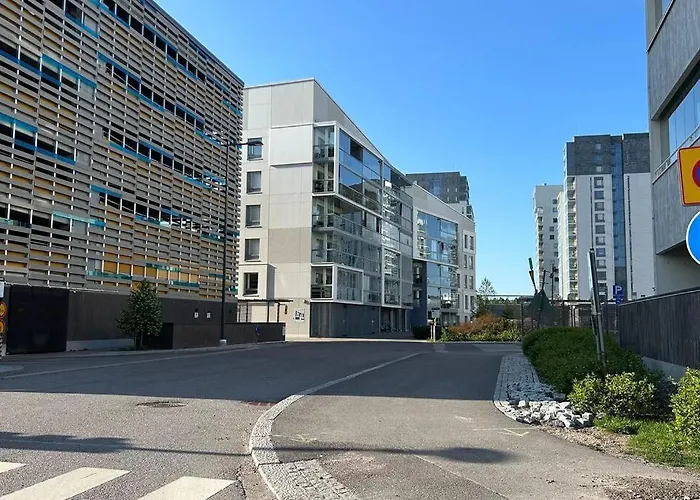 Apartment Stylish & Spacious Near Center *