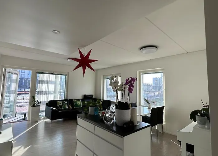 Stylish & Spacious Near Center Helsinki